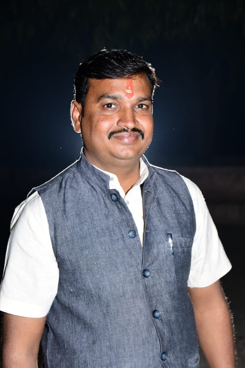 मनीष कुम्भकार
