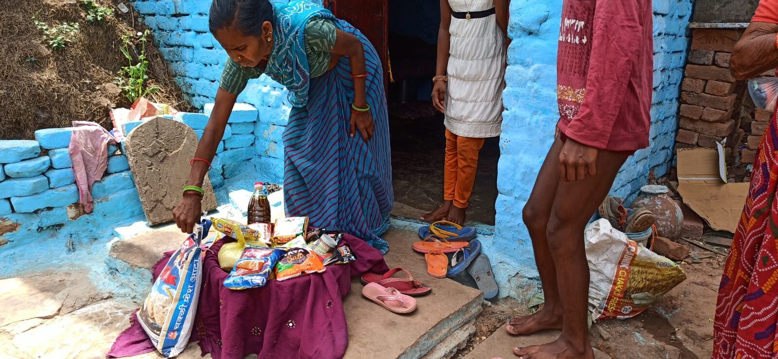 सहायता कार्य 11