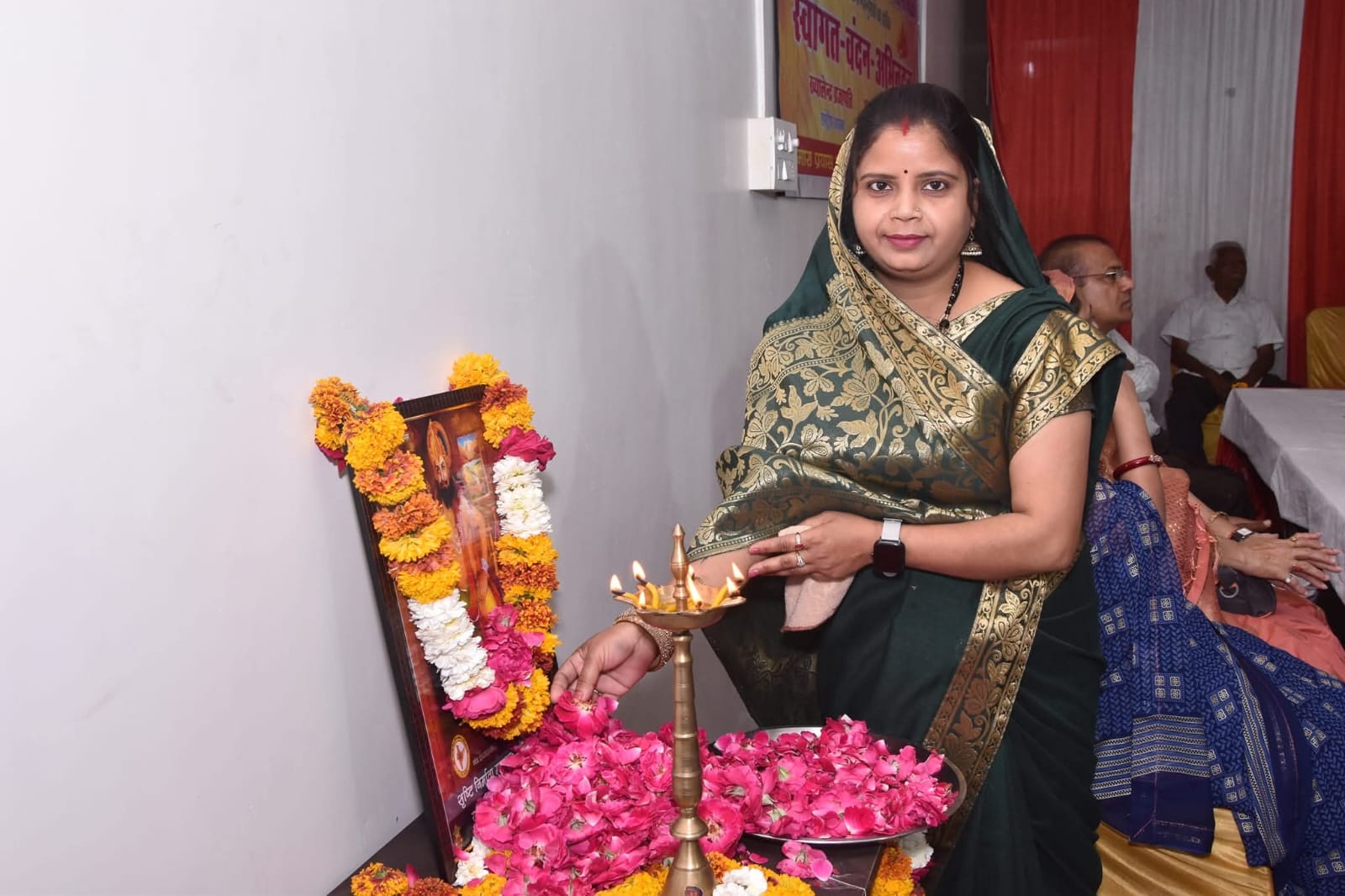 महिला कार्यक्रम 49